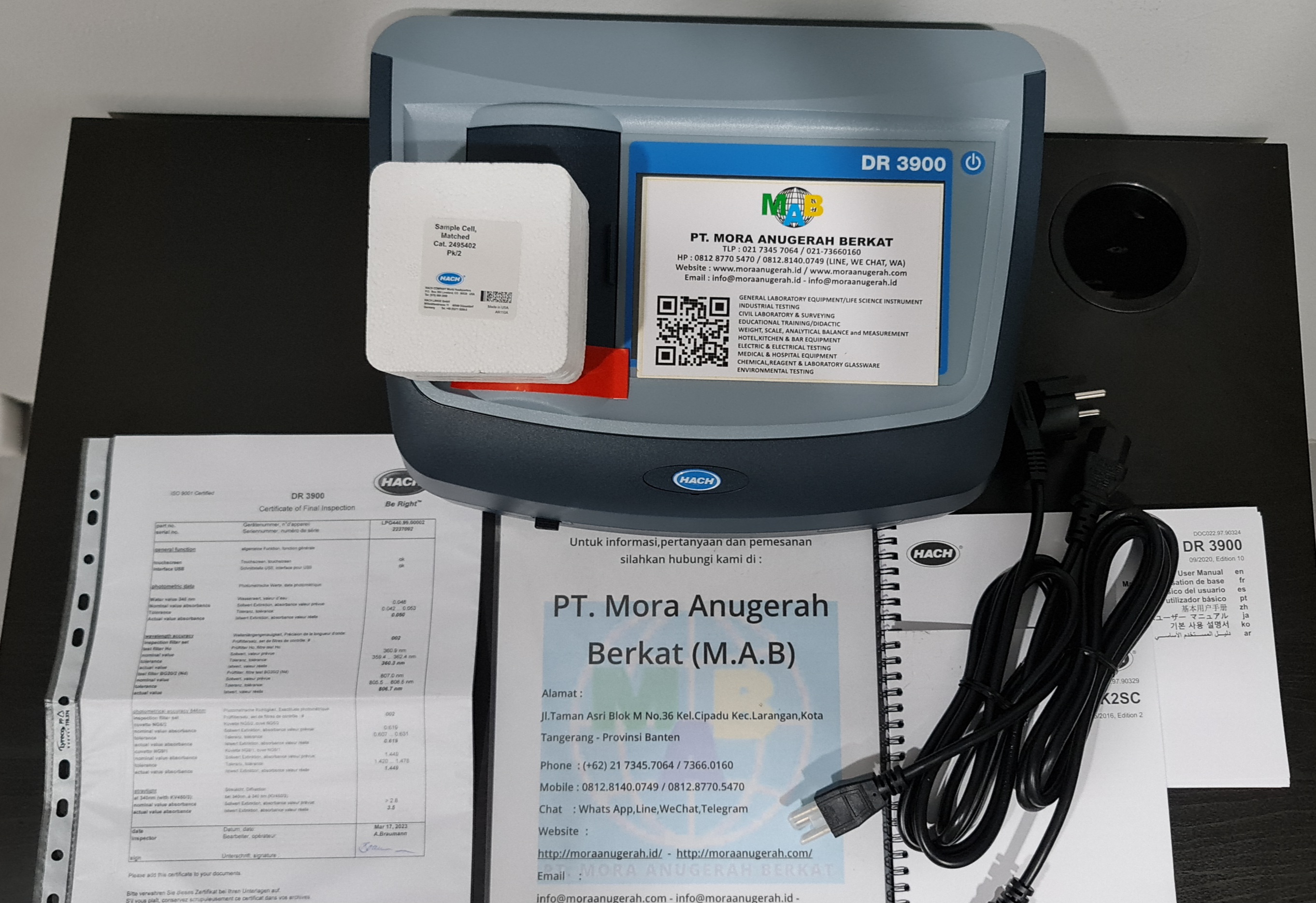 HACH DR 3900 Spectrophotometer